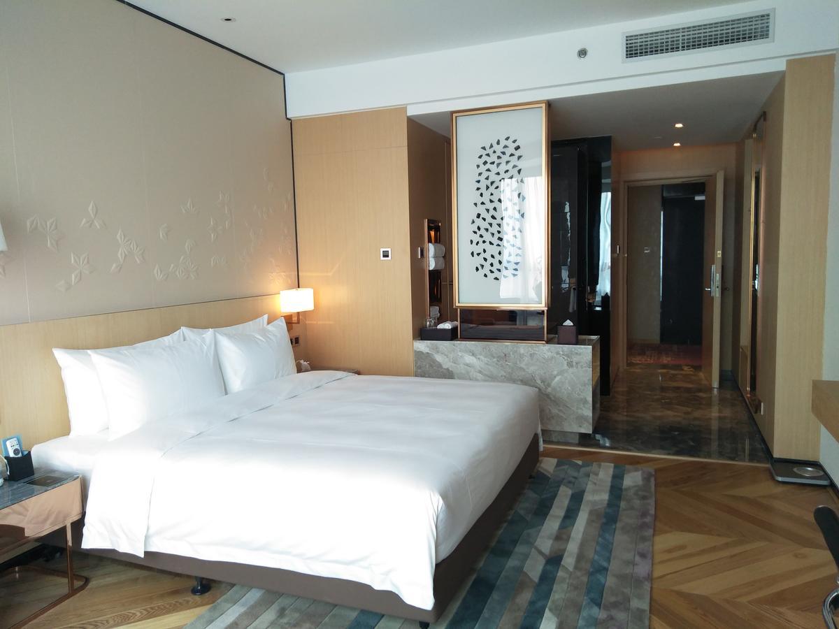 Brandi Hotel Foshan Extérieur photo