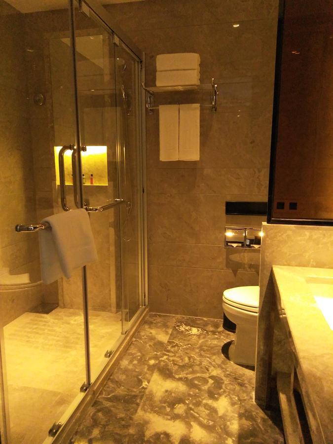 Brandi Hotel Foshan Extérieur photo
