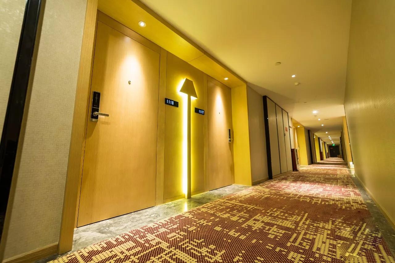 Brandi Hotel Foshan Extérieur photo