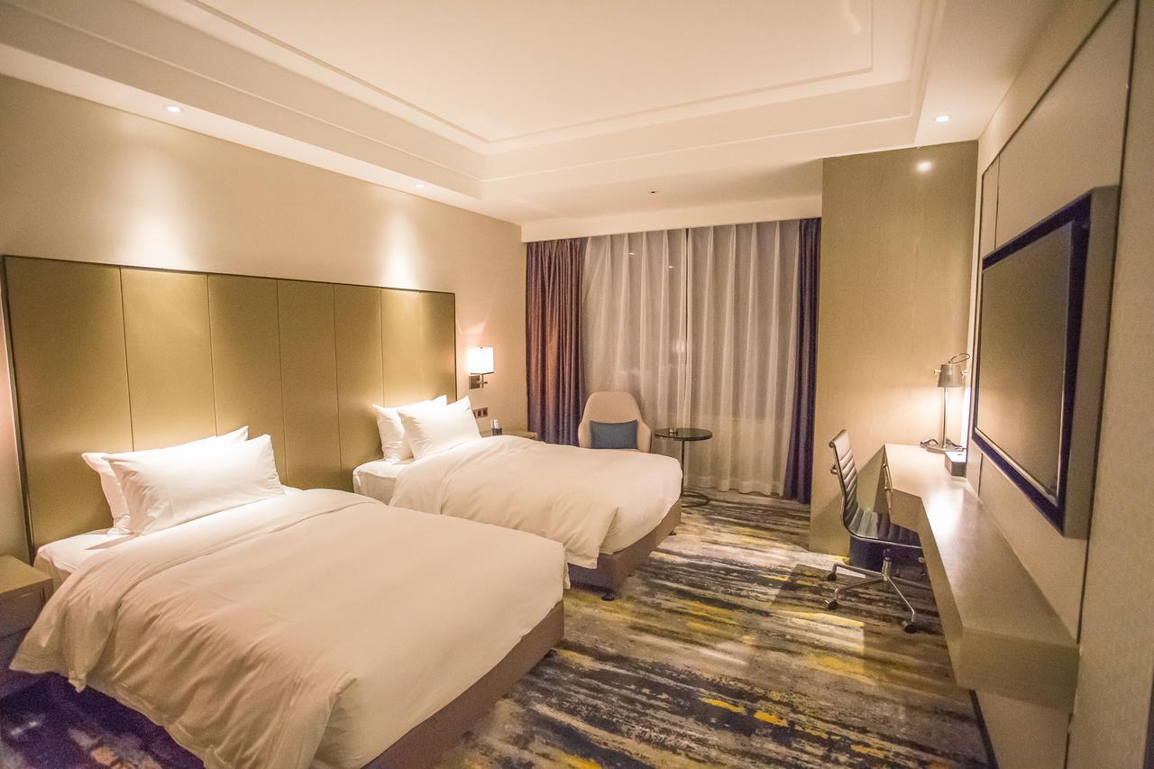 Brandi Hotel Foshan Extérieur photo