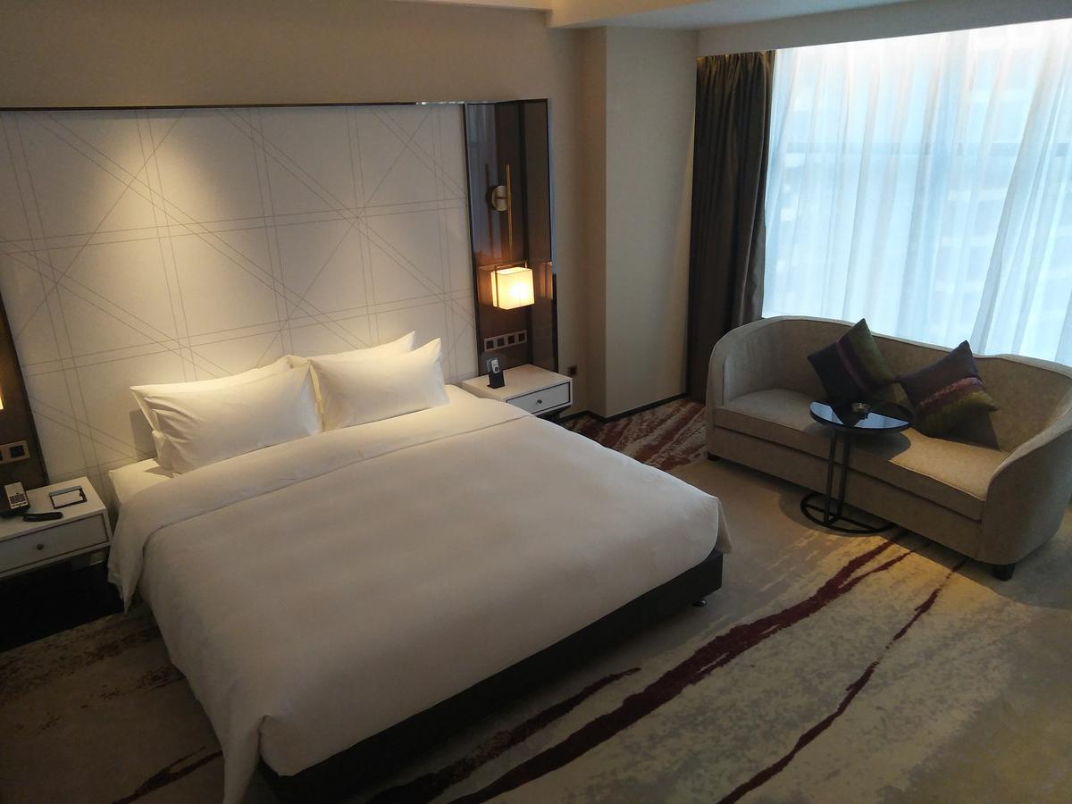 Brandi Hotel Foshan Extérieur photo